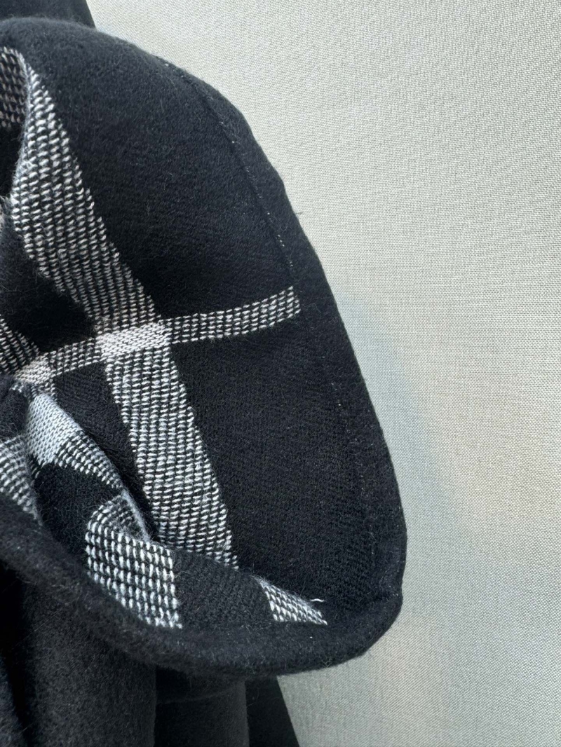 Bv*b*rry outwear